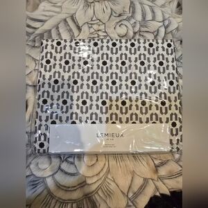 LeMieux Gray and White Patterned Sheet